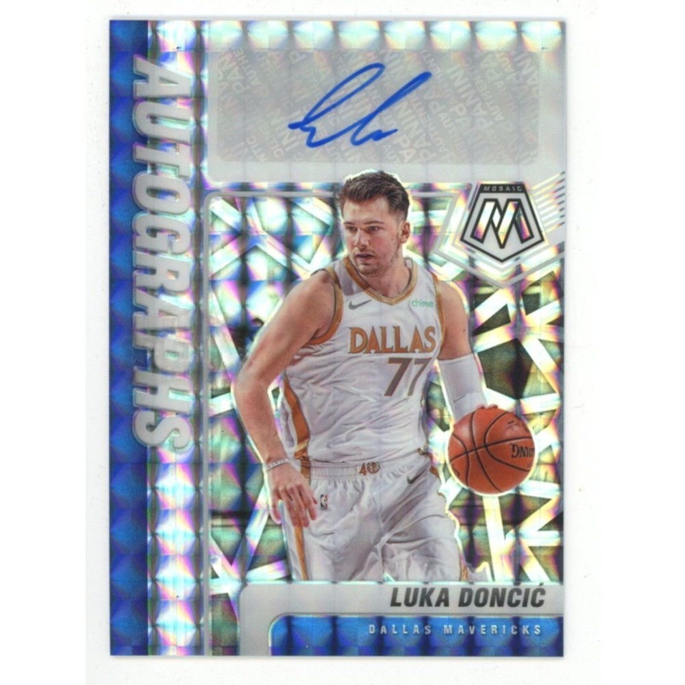 Luka Doncic 2020-21 Panini Mosaic Autographed Card